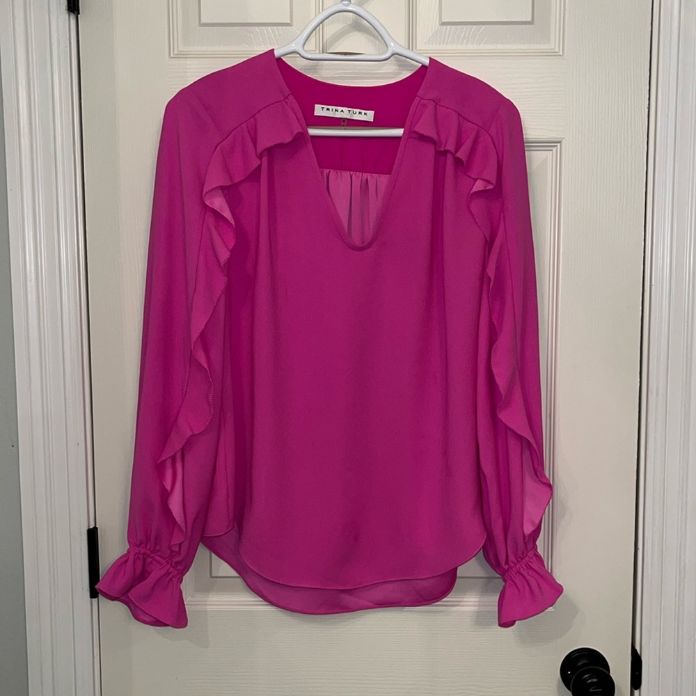 Trina Turk Pink Owl Top Size Medium Long Ruffled Sleeves V-Neck Feminine Chic